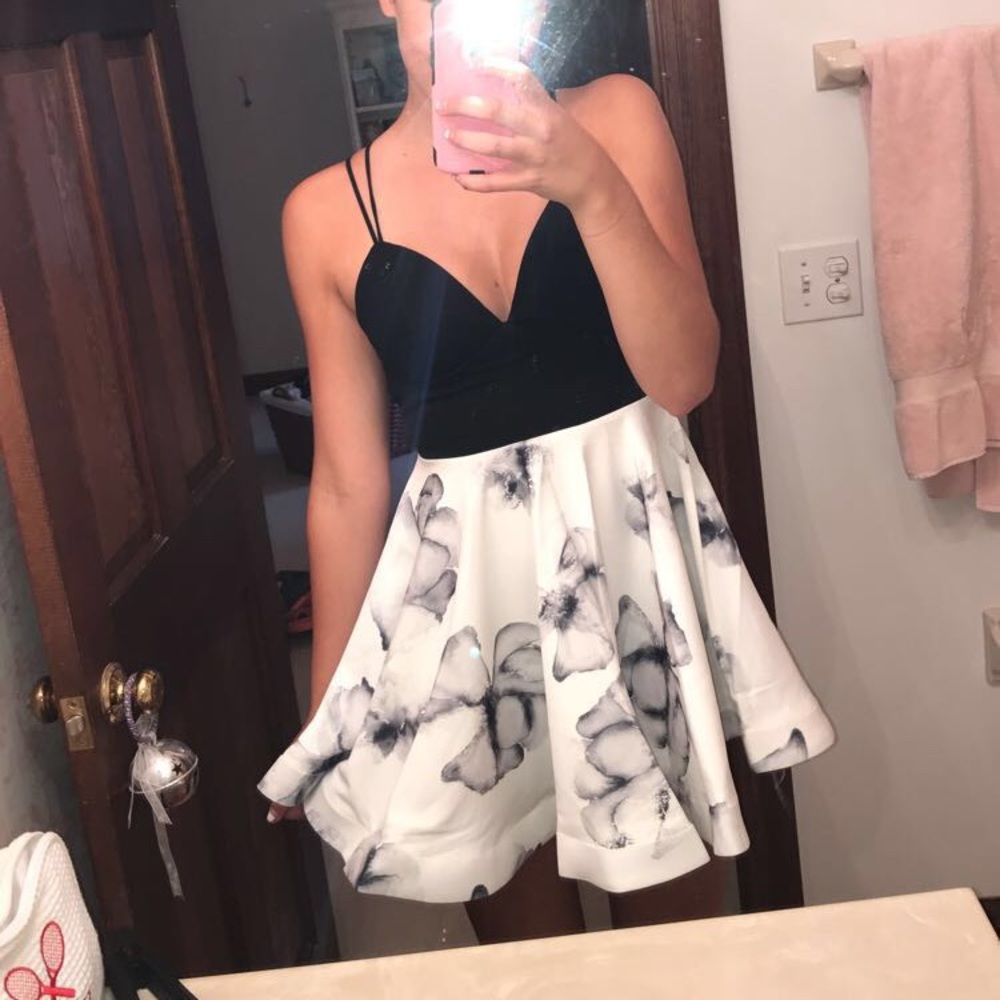 Beautiful dress!